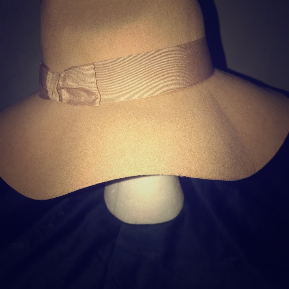 Bigg floppy Hat 🎩